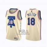 Camiseta Philadelphia 76ers Shake Milton NO 18 Earned 2020-21 Crema