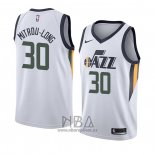 Camiseta Utah Jazz Naz Mitrou-Long NO 30 Association 2018 Blanco