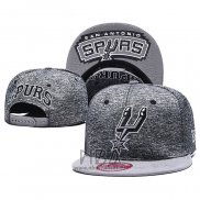 Gorra San Antonio Spurs 9FIFTY Snapback Gris2