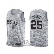 Camiseta San Antonio Spurs Jakob Poeltl NO 25 Earned Camuflaje