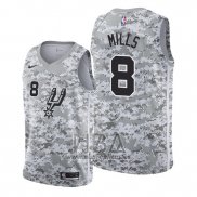 Camiseta San Antonio Spurs Patty Mills NO 8 Earned Camuflaje