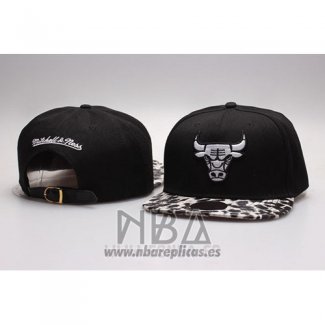 Gorra Chicago Bulls Snapback Blanco Negro